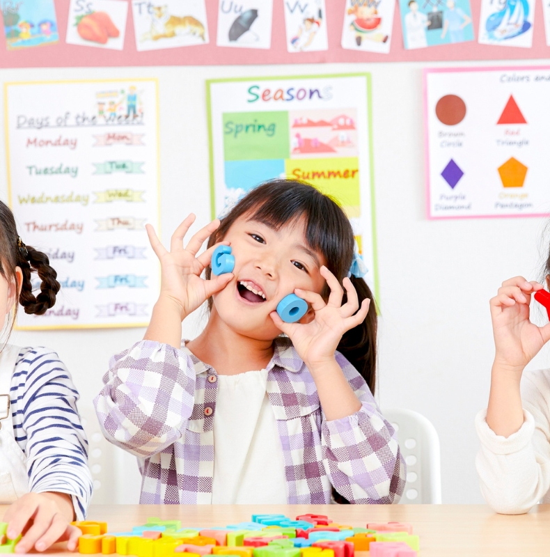 英語シッター・ナニーで安心の訪問保育 14 英語シッター・ナニーで安心の訪問保育 13 -ケーバイエヌ